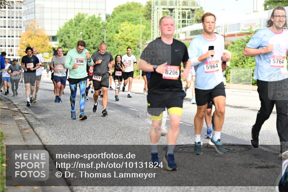 06.09.2026 - CURREX Alsterlauf Dr. Thomas Lammeyer http://msf.ph/oto/10131824 06.09.2026 09:55:26 Laufen 6337, 5723, 5706, 6311, 5160, 17, 49, 5964, 8206, 5764 meine-sportfotos.de
