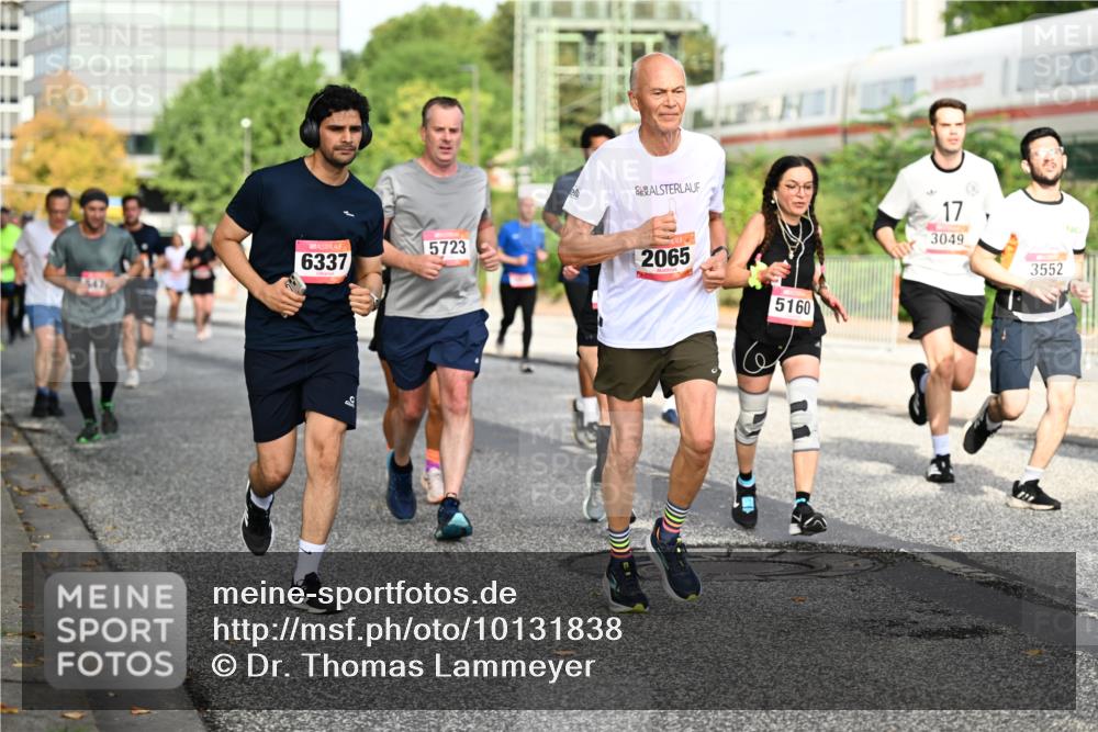 06.09.2026 - CURREX Alsterlauf Dr. Thomas Lammeyer http://msf.ph/oto/10131838 06.09.2026 09:55:31 Laufen 6337, 5723, 2065, 5160, 17, 3049, 3552 meine-sportfotos.de