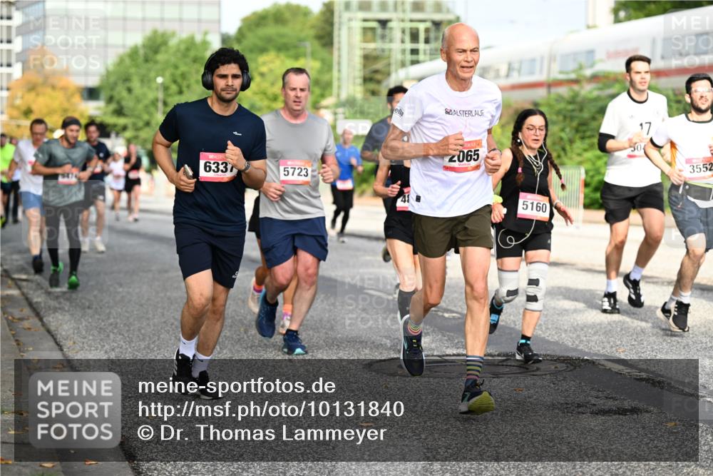 06.09.2026 - CURREX Alsterlauf Dr. Thomas Lammeyer http://msf.ph/oto/10131840 06.09.2026 09:55:31 Laufen 6337, 5723, 2065, 5160, 17, 3552 meine-sportfotos.de