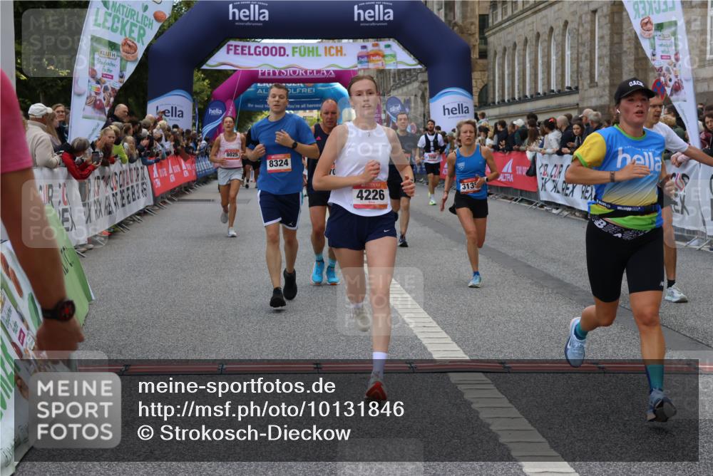 06.09.2026 - CURREX Alsterlauf Strokosch-Dieckow http://msf.ph/oto/10131846 06.09.2026 09:52:51 Ziel 2438, 2465, 2510, 2799, 3135, 3808, 3954, 3971, 4226, 4457, 4570, 6232, 8025, 8324 meine-sportfotos.de