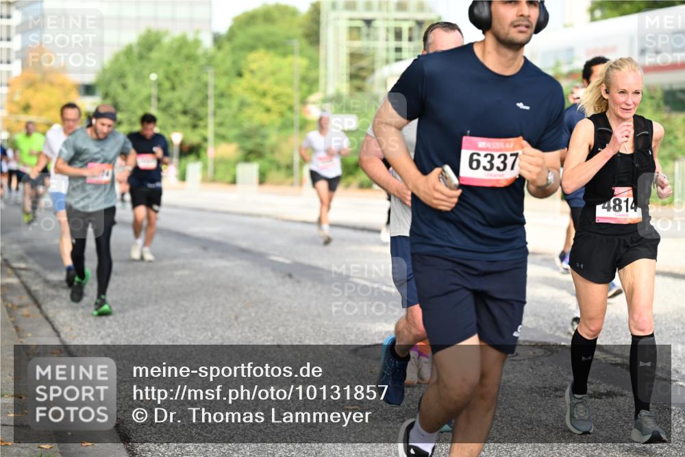 06.09.2026 - CURREX Alsterlauf Dr. Thomas Lammeyer http://msf.ph/oto/10131857 06.09.2026 09:55:32 Laufen 6337, 4814 meine-sportfotos.de