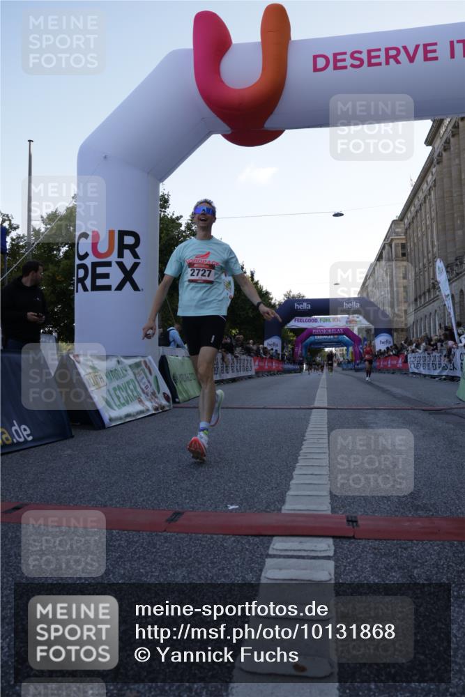 06.09.2026 - CURREX Alsterlauf Yannick Fuchs http://msf.ph/oto/10131868 06.09.2026 09:39:36 Ziel 2727, 3270, 4163, 4380, 5334, 5339, 5803 meine-sportfotos.de