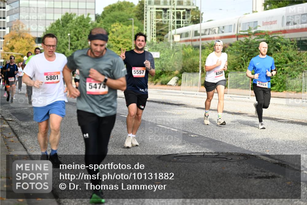 06.09.2026 - CURREX Alsterlauf Dr. Thomas Lammeyer http://msf.ph/oto/10131882 06.09.2026 09:55:35 Laufen 4856, 5801, 5557, 8320, 5474, 4953 meine-sportfotos.de