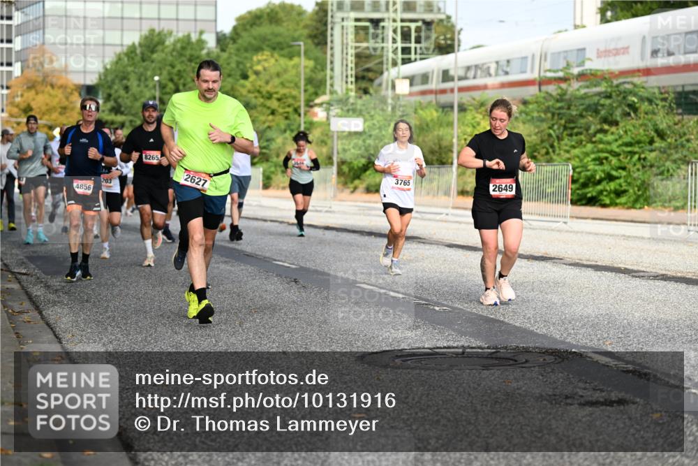 06.09.2026 - CURREX Alsterlauf Dr. Thomas Lammeyer http://msf.ph/oto/10131916 06.09.2026 09:55:39 Laufen 4856, 203, 8265, 2627, 3765, 2649 meine-sportfotos.de