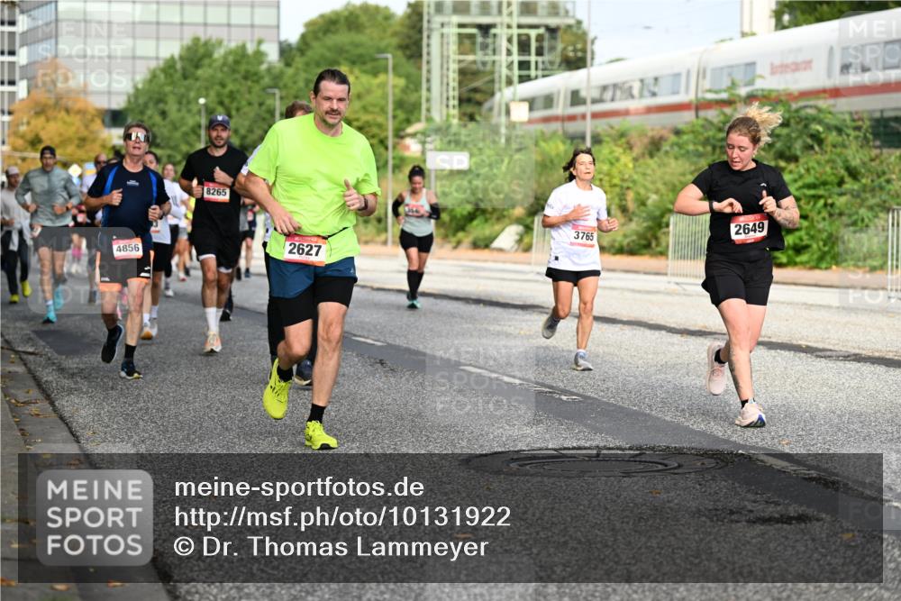06.09.2026 - CURREX Alsterlauf Dr. Thomas Lammeyer http://msf.ph/oto/10131922 06.09.2026 09:55:39 Laufen 4856, 8265, 2627, 2649, 3765 meine-sportfotos.de