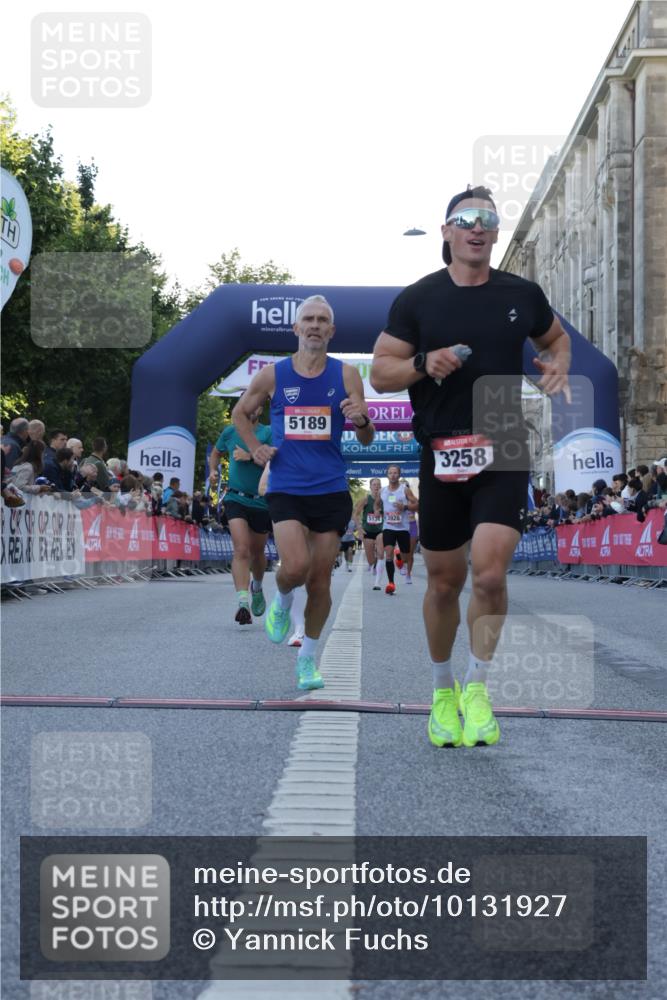 06.09.2026 - CURREX Alsterlauf Yannick Fuchs http://msf.ph/oto/10131927 06.09.2026 09:39:43 Ziel 2727, 3258, 3928, 4245, 4380, 5134, 5189, 5404, 6066 meine-sportfotos.de