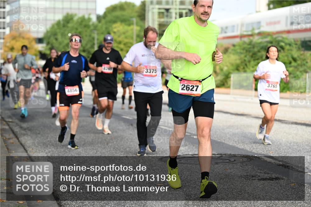 06.09.2026 - CURREX Alsterlauf Dr. Thomas Lammeyer http://msf.ph/oto/10131936 06.09.2026 09:55:41 Laufen 4856, 3375, 2627, 3765 meine-sportfotos.de