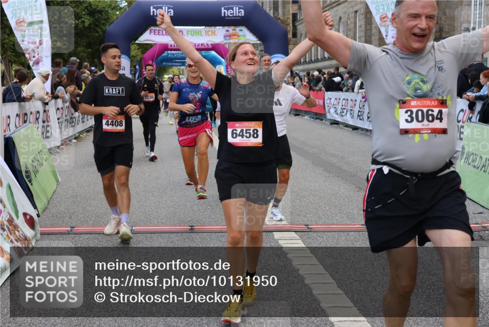 06.09.2026 - CURREX Alsterlauf Strokosch-Dieckow http://msf.ph/oto/10131950 06.09.2026 10:05:41 Ziel 2267, 2476, 2659, 3064, 3180, 3230, 3314, 3439, 3457, 4152, 4408, 4430, 4511, 4538, 5135, 5137, 5373, 5390, 5405, 5406, 5777, 6458 meine-sportfotos.de