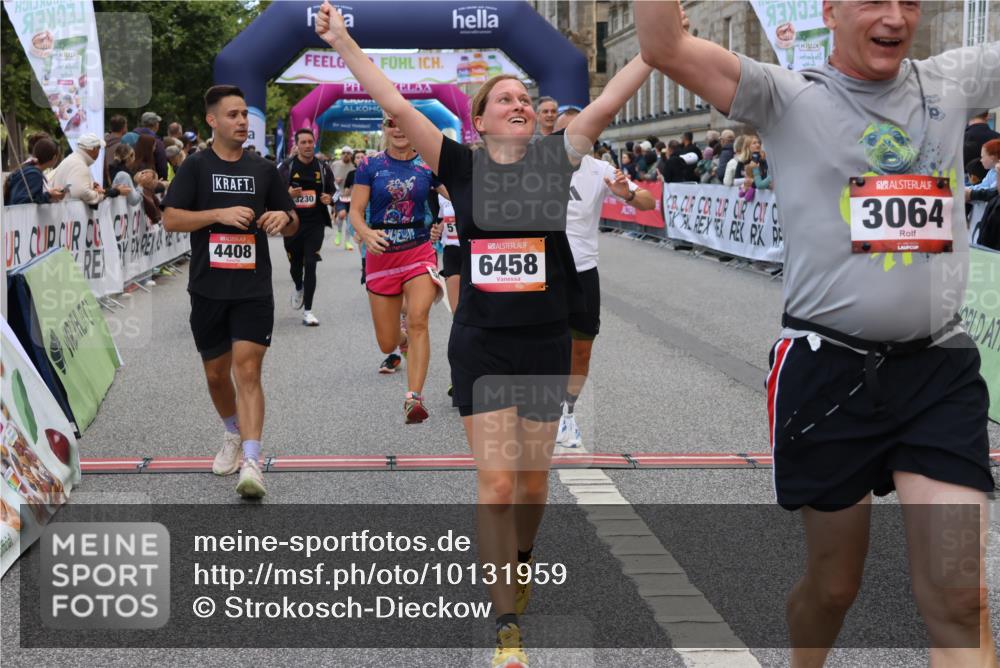 06.09.2026 - CURREX Alsterlauf Strokosch-Dieckow http://msf.ph/oto/10131959 06.09.2026 10:05:41 Ziel 2267, 2476, 2659, 3064, 3180, 3230, 3314, 3439, 3457, 4152, 4408, 4430, 4511, 4538, 5135, 5137, 5373, 5390, 5405, 5406, 5777, 6458 meine-sportfotos.de