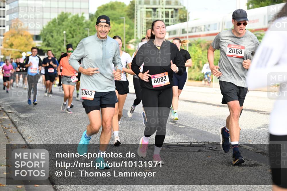 06.09.2026 - CURREX Alsterlauf Dr. Thomas Lammeyer http://msf.ph/oto/10131971 06.09.2026 09:55:45 Laufen 304, 6083, 6082, 2068 meine-sportfotos.de