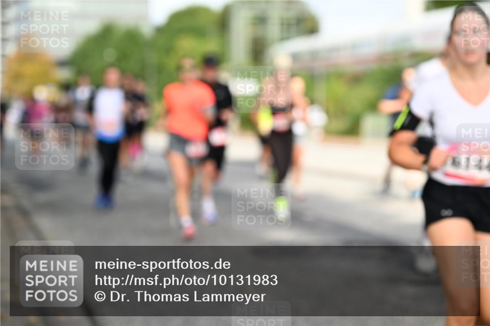 06.09.2026 - CURREX Alsterlauf Dr. Thomas Lammeyer http://msf.ph/oto/10131983 06.09.2026 09:55:47 Laufen 44 meine-sportfotos.de
