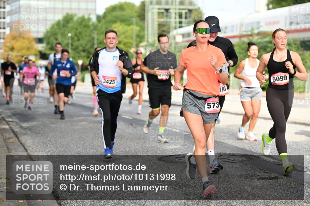 06.09.2026 - CURREX Alsterlauf Dr. Thomas Lammeyer http://msf.ph/oto/10131998 06.09.2026 09:55:49 Laufen 3425, 2060, 573, 100, 5099 meine-sportfotos.de