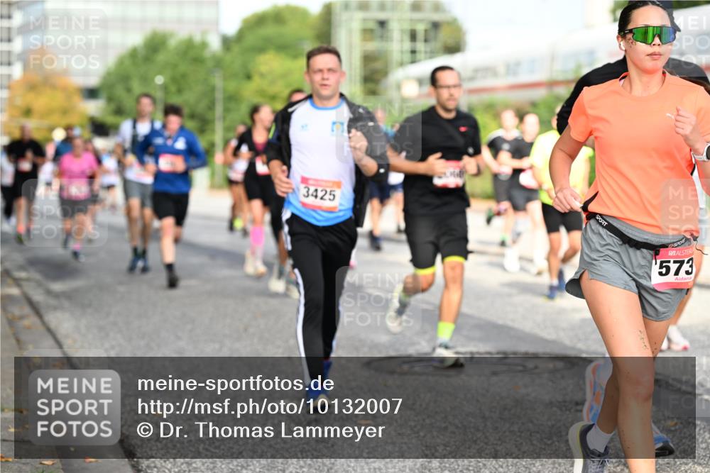 06.09.2026 - CURREX Alsterlauf Dr. Thomas Lammeyer http://msf.ph/oto/10132007 06.09.2026 09:55:49 Laufen 3425, 573 meine-sportfotos.de