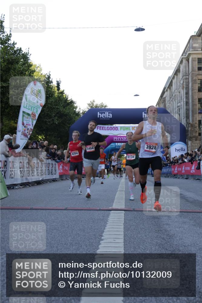 06.09.2026 - CURREX Alsterlauf Yannick Fuchs http://msf.ph/oto/10132009 06.09.2026 09:39:46 Ziel 3258, 3928, 4245, 4380, 4502, 5134, 5189, 5404, 5927, 6066, 8254 meine-sportfotos.de