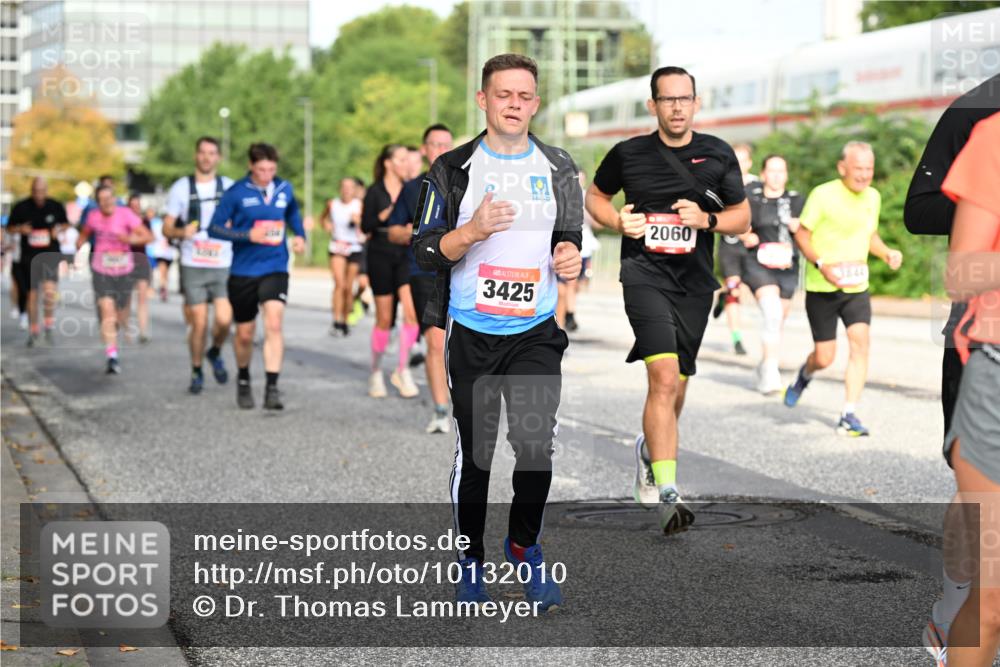 06.09.2026 - CURREX Alsterlauf Dr. Thomas Lammeyer http://msf.ph/oto/10132010 06.09.2026 09:55:50 Laufen 19, 3425, 2060 meine-sportfotos.de