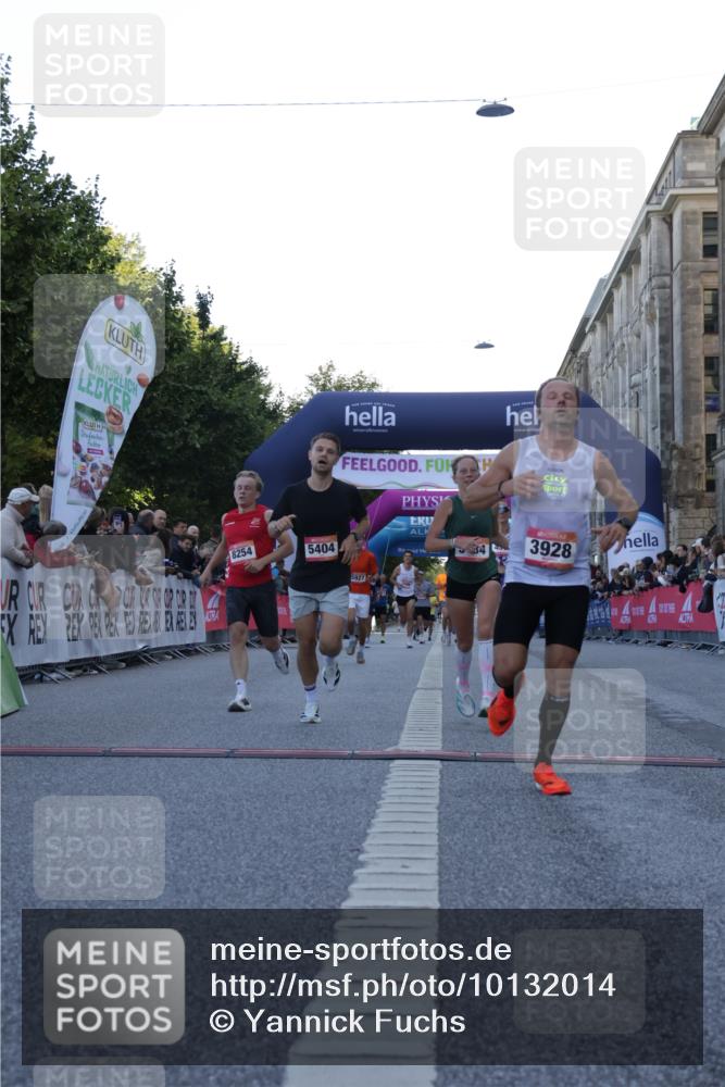 06.09.2026 - CURREX Alsterlauf Yannick Fuchs http://msf.ph/oto/10132014 06.09.2026 09:39:47 Ziel 3258, 3928, 4245, 4380, 4502, 5134, 5189, 5404, 5927, 6066, 8254 meine-sportfotos.de