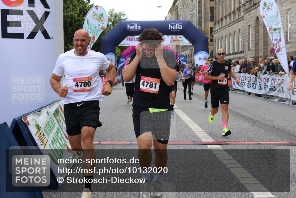 06.09.2026 - CURREX Alsterlauf Strokosch-Dieckow http://msf.ph/oto/10132020 06.09.2026 09:53:00 Ziel 2336, 2438, 2464, 2465, 2930, 3594, 3913, 3954, 3971, 4329, 4780, 4781, 5048, 5253, 5522, 6062, 6141, 6156, 6314, 8025, 8190, 8334 meine-sportfotos.de