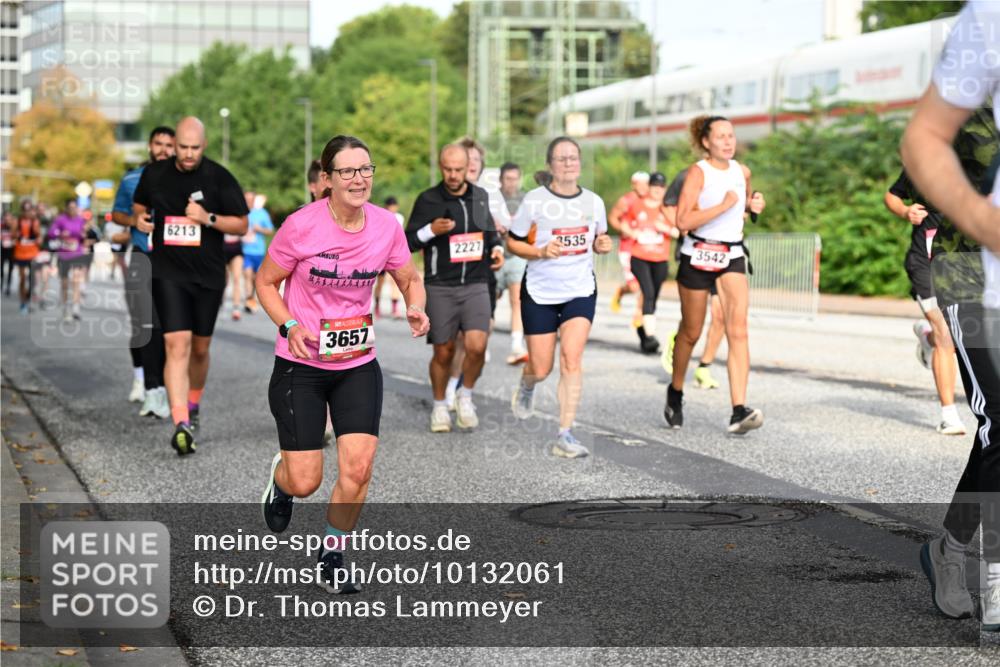 06.09.2026 - CURREX Alsterlauf Dr. Thomas Lammeyer http://msf.ph/oto/10132061 06.09.2026 09:55:54 Laufen 3535, 6213, 2227, 3542, 3657 meine-sportfotos.de