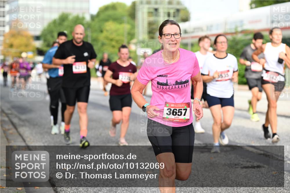 06.09.2026 - CURREX Alsterlauf Dr. Thomas Lammeyer http://msf.ph/oto/10132069 06.09.2026 09:55:55 Laufen 6213, 3535, 3657 meine-sportfotos.de