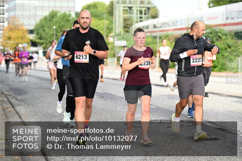 06.09.2026 - CURREX Alsterlauf Dr. Thomas Lammeyer http://msf.ph/oto/10132077 06.09.2026 09:55:56 Laufen 6213, 228, 2227 meine-sportfotos.de