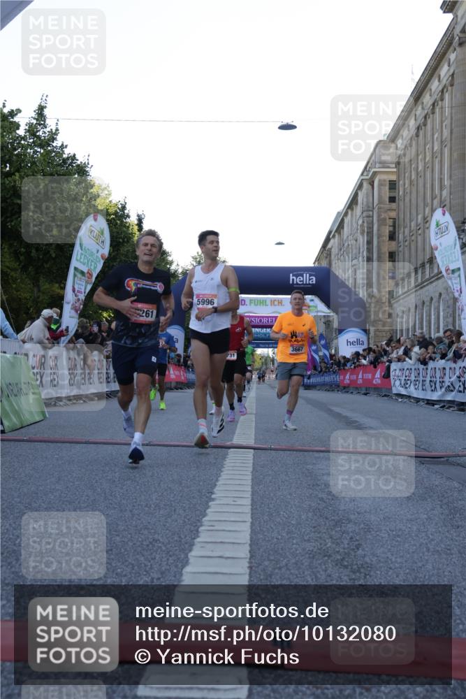 06.09.2026 - CURREX Alsterlauf Yannick Fuchs http://msf.ph/oto/10132080 06.09.2026 09:39:53 Ziel 2858, 3667, 3731, 3928, 4502, 5134, 5152, 5404, 5927, 5996, 6066, 6261, 8012, 8254 meine-sportfotos.de