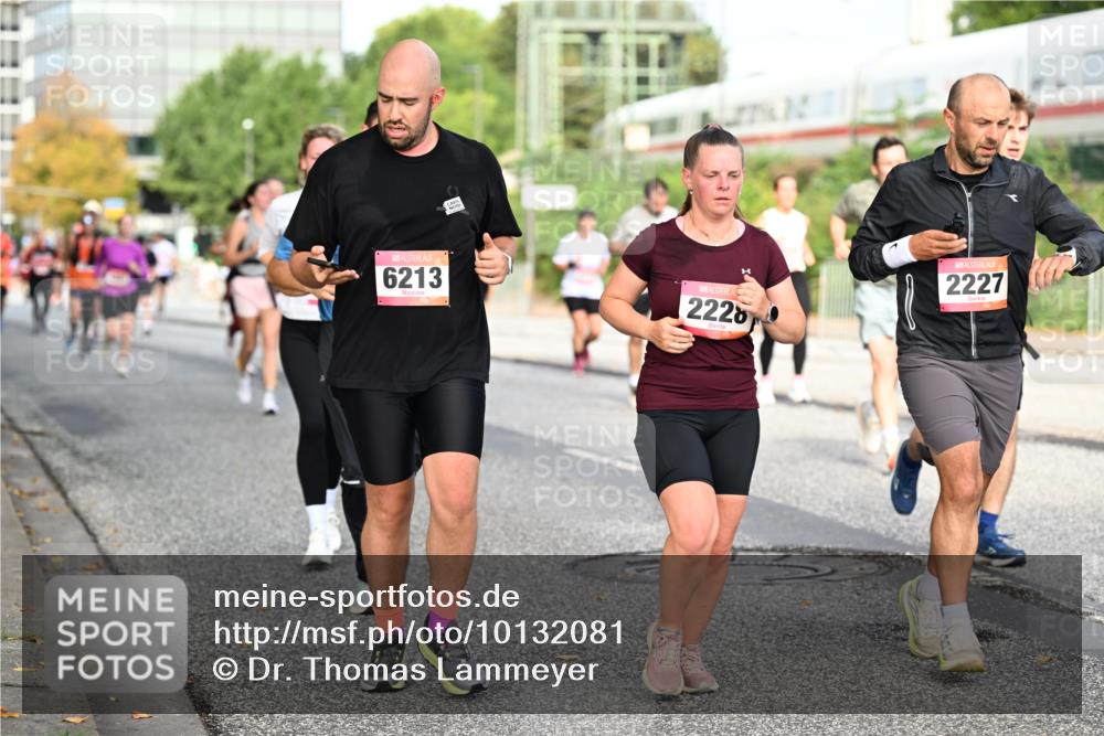 06.09.2026 - CURREX Alsterlauf Dr. Thomas Lammeyer http://msf.ph/oto/10132081 06.09.2026 09:55:57 Laufen 6213, 27, 14, 2226, 2227 meine-sportfotos.de