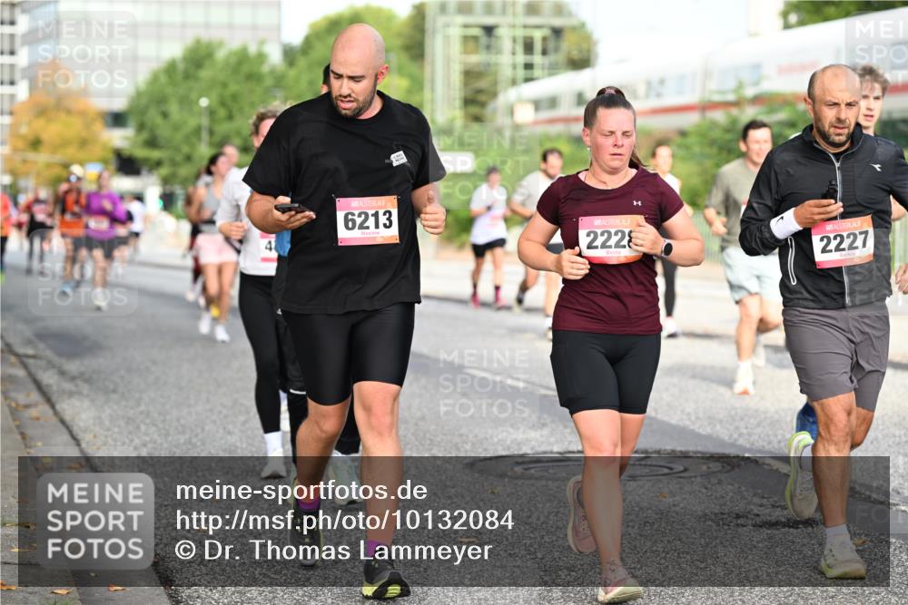 06.09.2026 - CURREX Alsterlauf Dr. Thomas Lammeyer http://msf.ph/oto/10132084 06.09.2026 09:55:57 Laufen 6213, 2228, 2227 meine-sportfotos.de