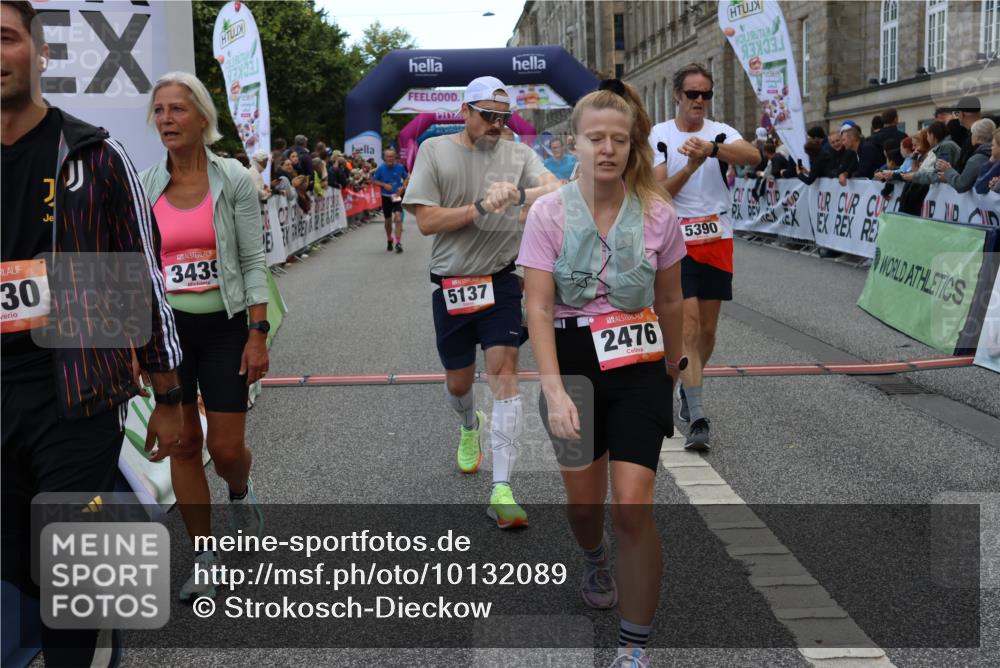 06.09.2026 - CURREX Alsterlauf Strokosch-Dieckow http://msf.ph/oto/10132089 06.09.2026 10:05:48 Ziel 2047, 2267, 2476, 2659, 3180, 3230, 3314, 3439, 3457, 4130, 4197, 4198, 4430, 4538, 4741, 4871, 5135, 5137, 5390, 5405, 5406, 5520 meine-sportfotos.de