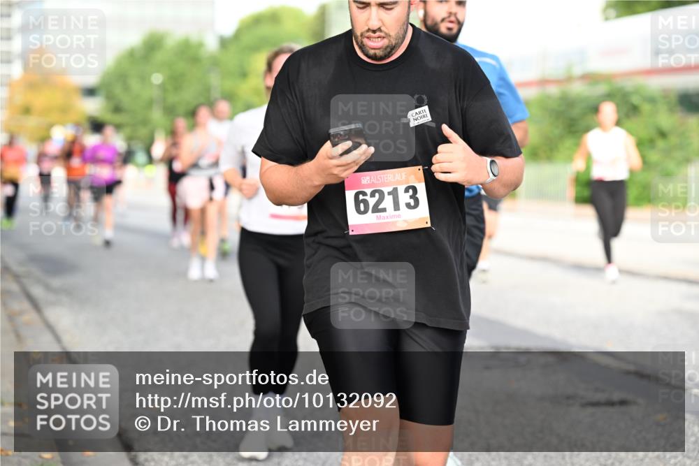 06.09.2026 - CURREX Alsterlauf Dr. Thomas Lammeyer http://msf.ph/oto/10132092 06.09.2026 09:55:58 Laufen 6213 meine-sportfotos.de