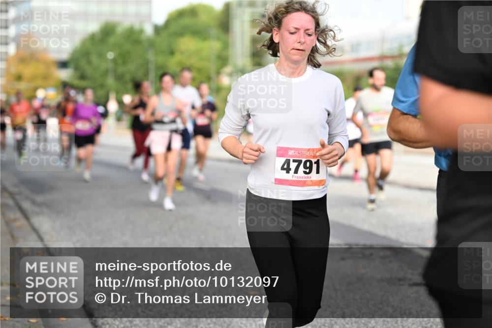 06.09.2026 - CURREX Alsterlauf Dr. Thomas Lammeyer http://msf.ph/oto/10132097 06.09.2026 09:55:59 Laufen 4791 meine-sportfotos.de