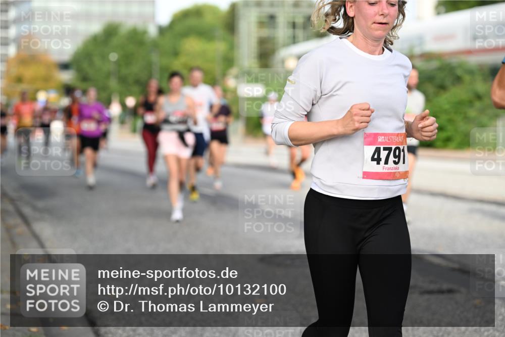 06.09.2026 - CURREX Alsterlauf Dr. Thomas Lammeyer http://msf.ph/oto/10132100 06.09.2026 09:55:59 Laufen 4791 meine-sportfotos.de
