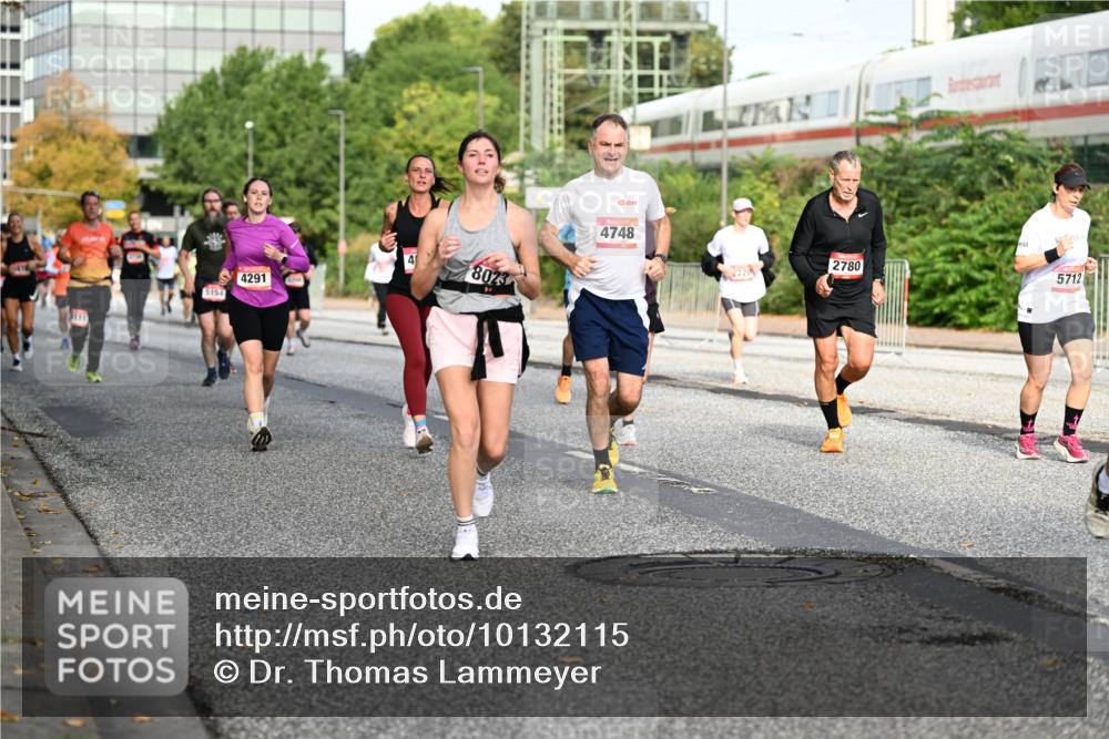 06.09.2026 - CURREX Alsterlauf Dr. Thomas Lammeyer http://msf.ph/oto/10132115 06.09.2026 09:56:01 Laufen 5154, 4291, 8023, 4748, 2780, 5712 meine-sportfotos.de