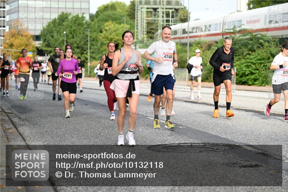 06.09.2026 - CURREX Alsterlauf Dr. Thomas Lammeyer http://msf.ph/oto/10132118 06.09.2026 09:56:01 Laufen 4291, 40, 8023, 4748, 780, 571 meine-sportfotos.de