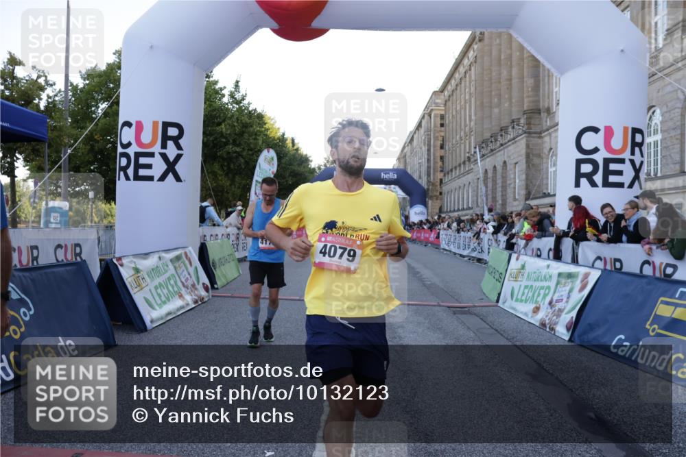 06.09.2026 - CURREX Alsterlauf Yannick Fuchs http://msf.ph/oto/10132123 06.09.2026 09:40:00 Ziel 2858, 3667, 3731, 3950, 4079, 4175, 4699, 5152, 5996, 6261, 8012 meine-sportfotos.de