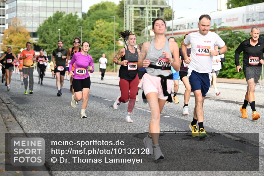 06.09.2026 - CURREX Alsterlauf Dr. Thomas Lammeyer http://msf.ph/oto/10132128 06.09.2026 09:56:02 Laufen 5154, 4291, 4091, 8023, 4748, 2220, 2780 meine-sportfotos.de