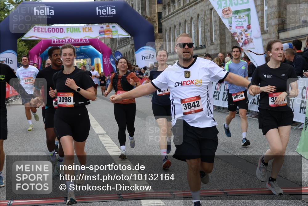 06.09.2026 - CURREX Alsterlauf Strokosch-Dieckow http://msf.ph/oto/10132164 06.09.2026 10:06:01 Ziel 3098, 3842, 3976, 4481, 4736, 4737, 4894, 5070, 5115, 5277, 5556, 5726, 5781, 6045, 6089, 6107, 6121, 6385, 8056, 8143 meine-sportfotos.de