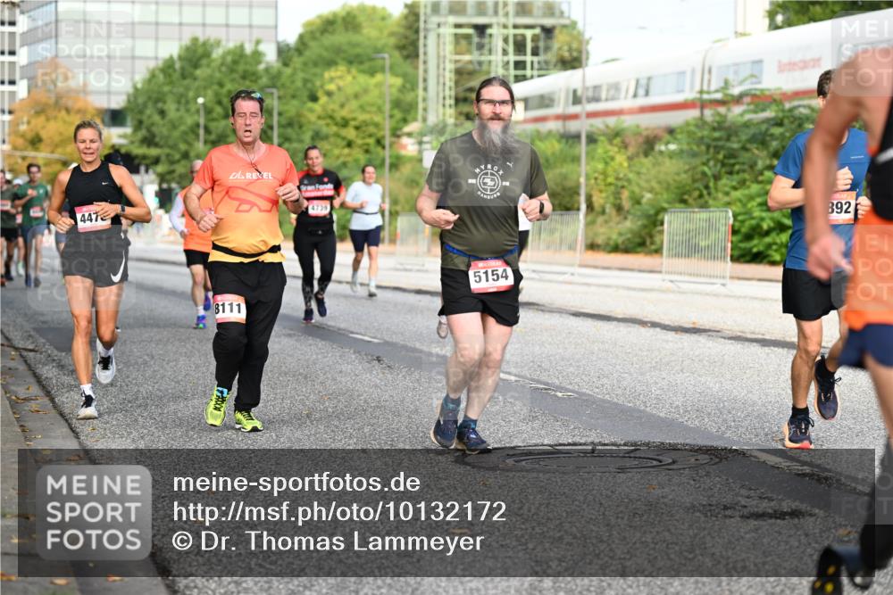 06.09.2026 - CURREX Alsterlauf Dr. Thomas Lammeyer http://msf.ph/oto/10132172 06.09.2026 09:56:06 Laufen 447, 8111, 4739, 892, 5154 meine-sportfotos.de