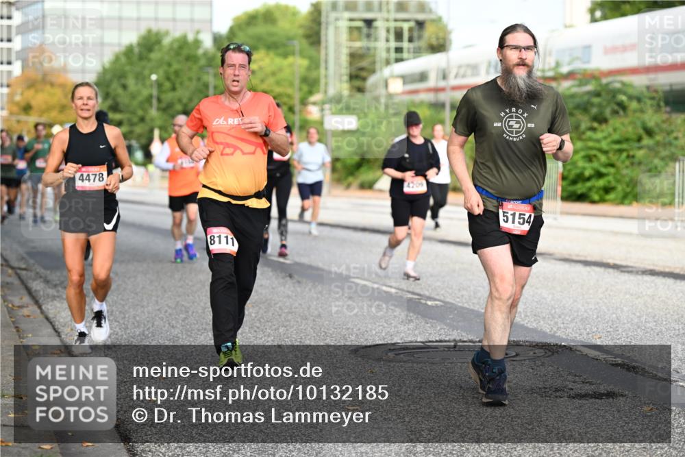 06.09.2026 - CURREX Alsterlauf Dr. Thomas Lammeyer http://msf.ph/oto/10132185 06.09.2026 09:56:07 Laufen 4478, 8111, 4209, 5154 meine-sportfotos.de