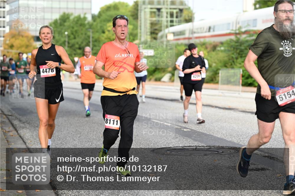 06.09.2026 - CURREX Alsterlauf Dr. Thomas Lammeyer http://msf.ph/oto/10132187 06.09.2026 09:56:07 Laufen 4478, 8111, 4209, 5154 meine-sportfotos.de