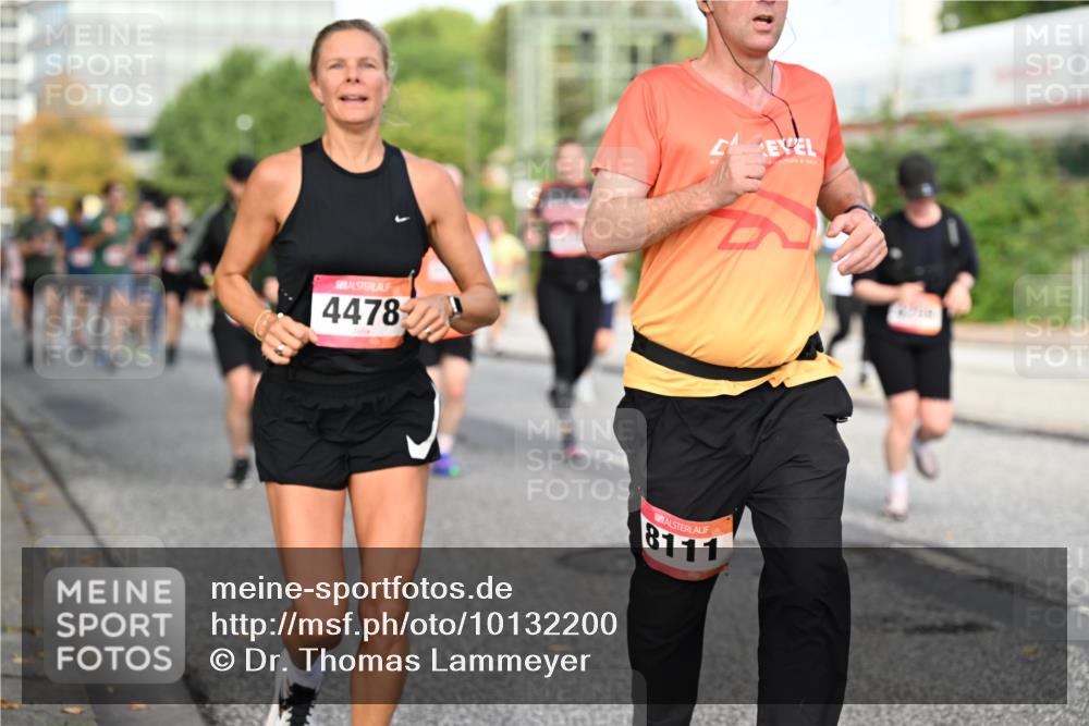 06.09.2026 - CURREX Alsterlauf Dr. Thomas Lammeyer http://msf.ph/oto/10132200 06.09.2026 09:56:09 Laufen 4478, 8111 meine-sportfotos.de