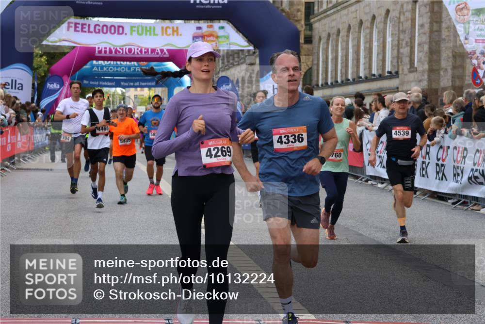 06.09.2026 - CURREX Alsterlauf Strokosch-Dieckow http://msf.ph/oto/10132224 06.09.2026 09:53:09 Ziel 2464, 2704, 2930, 3594, 3913, 4269, 4305, 4329, 4336, 4465, 4539, 4760, 5202, 5253, 5681, 5886, 5935, 6141, 6156, 8190, 8334 meine-sportfotos.de