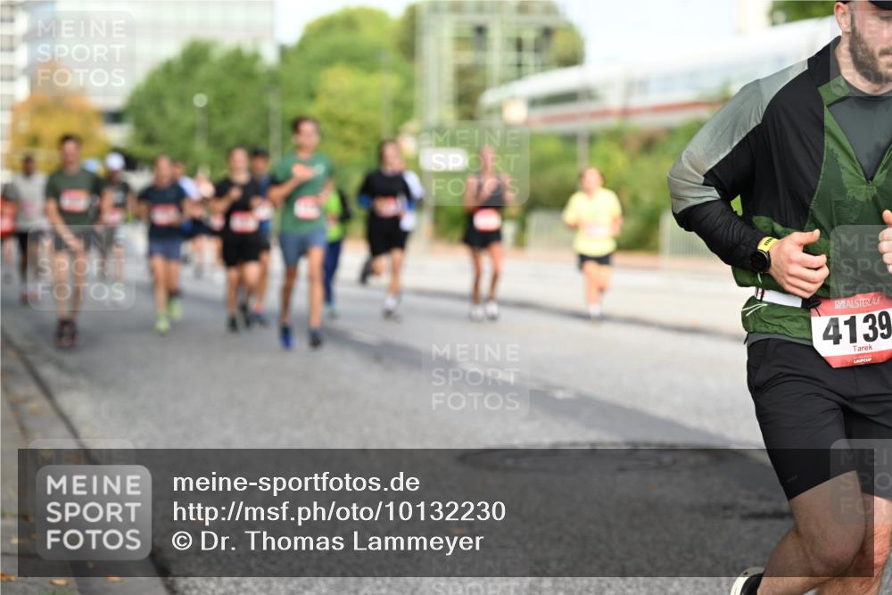 06.09.2026 - CURREX Alsterlauf Dr. Thomas Lammeyer http://msf.ph/oto/10132230 06.09.2026 09:56:12 Laufen 4139 meine-sportfotos.de
