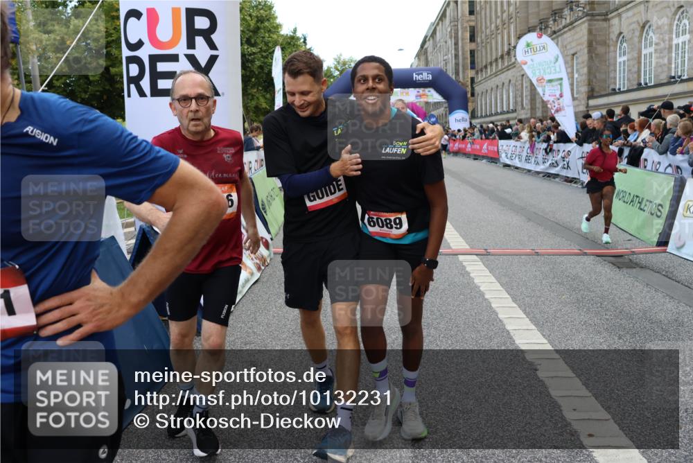 06.09.2026 - CURREX Alsterlauf Strokosch-Dieckow http://msf.ph/oto/10132231 06.09.2026 10:06:04 Ziel 2413, 2457, 2458, 3098, 3842, 3976, 4383, 4679, 4692, 4894, 5174, 5277, 5726, 5781, 6089, 6107, 6385, 8056, 8143, 8161 meine-sportfotos.de