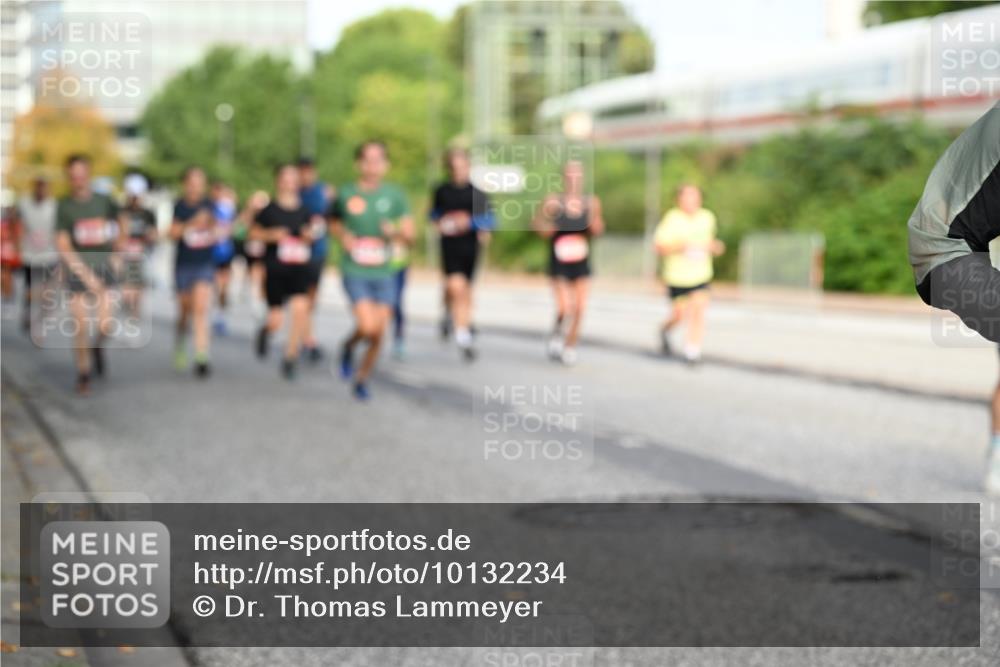 06.09.2026 - CURREX Alsterlauf Dr. Thomas Lammeyer http://msf.ph/oto/10132234 06.09.2026 09:56:12 Laufen  meine-sportfotos.de
