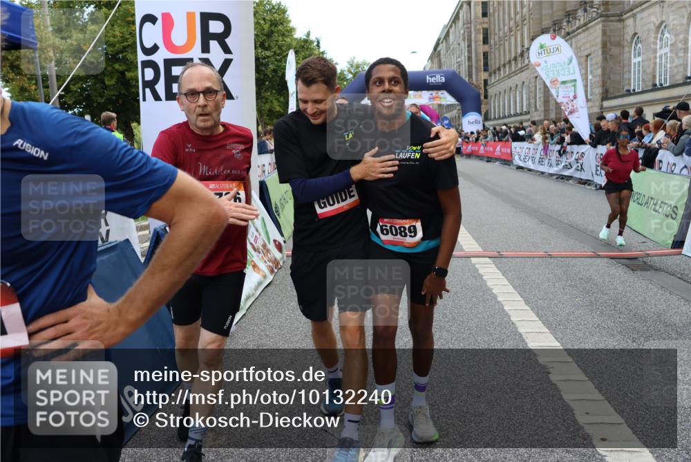 06.09.2026 - CURREX Alsterlauf Strokosch-Dieckow http://msf.ph/oto/10132240 06.09.2026 10:06:04 Ziel 2413, 2457, 2458, 3098, 3842, 3976, 4383, 4679, 4692, 4894, 5174, 5277, 5726, 5781, 6089, 6107, 6385, 8056, 8143, 8161 meine-sportfotos.de