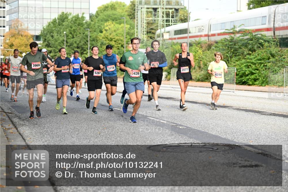 06.09.2026 - CURREX Alsterlauf Dr. Thomas Lammeyer http://msf.ph/oto/10132241 06.09.2026 09:56:13 Laufen 3414, 3969, 323, 5599, 5267, 3119, 439, 2077, 6244 meine-sportfotos.de