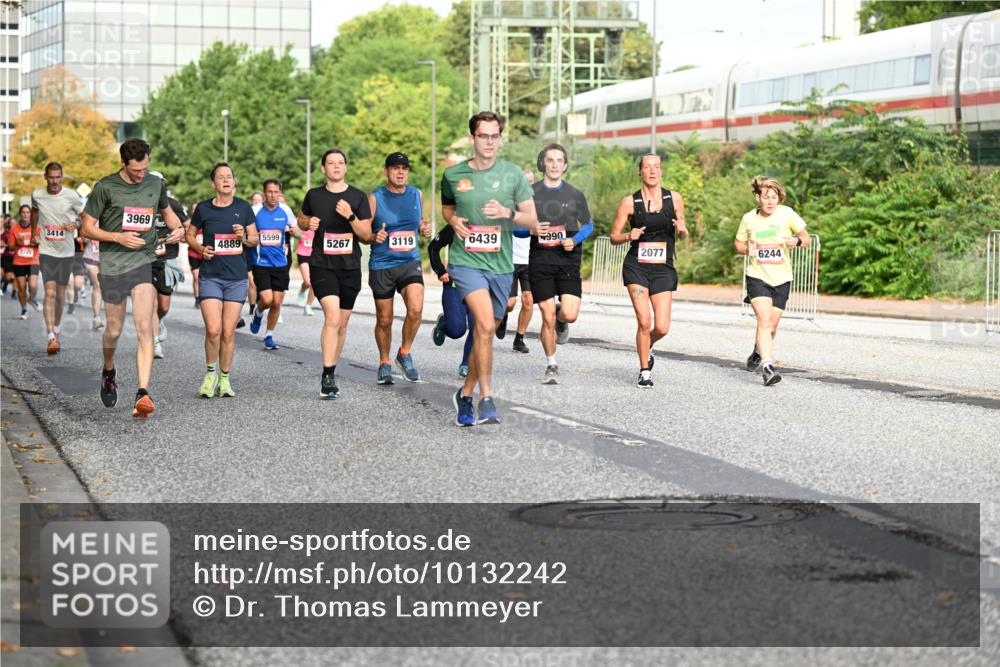 06.09.2026 - CURREX Alsterlauf Dr. Thomas Lammeyer http://msf.ph/oto/10132242 06.09.2026 09:56:13 Laufen 3969, 3414, 5599, 4889, 5267, 3119, 6439, 990, 274, 2077, 6244 meine-sportfotos.de