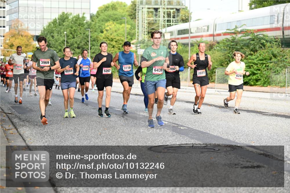 06.09.2026 - CURREX Alsterlauf Dr. Thomas Lammeyer http://msf.ph/oto/10132246 06.09.2026 09:56:13 Laufen 3414, 3801, 3969, 5599, 4889, 3119, 5267, 6439, 990, 2077, 6244 meine-sportfotos.de