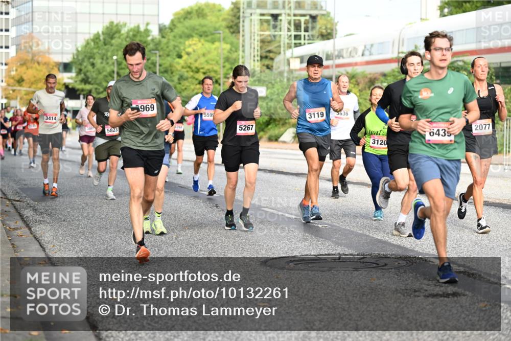06.09.2026 - CURREX Alsterlauf Dr. Thomas Lammeyer http://msf.ph/oto/10132261 06.09.2026 09:56:15 Laufen 3414, 5823, 969, 6268, 5599, 3119, 5636, 5267, 2077, 6435, 3120 meine-sportfotos.de