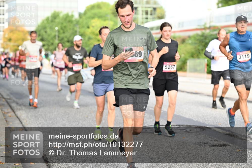 06.09.2026 - CURREX Alsterlauf Dr. Thomas Lammeyer http://msf.ph/oto/10132277 06.09.2026 09:56:16 Laufen 11, 69, 5267, 3119 meine-sportfotos.de